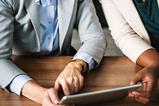 meeting-talking-client
