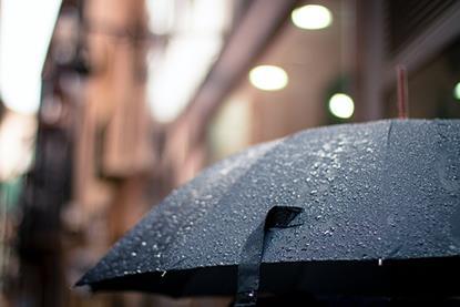 umbrella-rain-pii-insurance-600x400