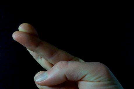 Crossed fingers 