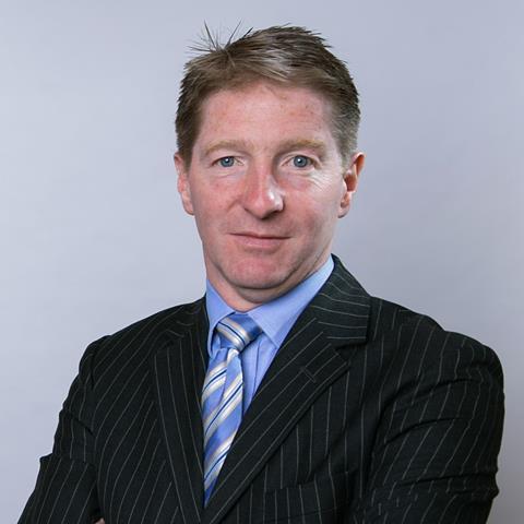 people_bio_richard_mullan